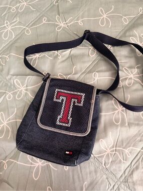 Vintage Tommy Hilfiger Navy Crossbody with Red 'T' Patch and Gray Trim